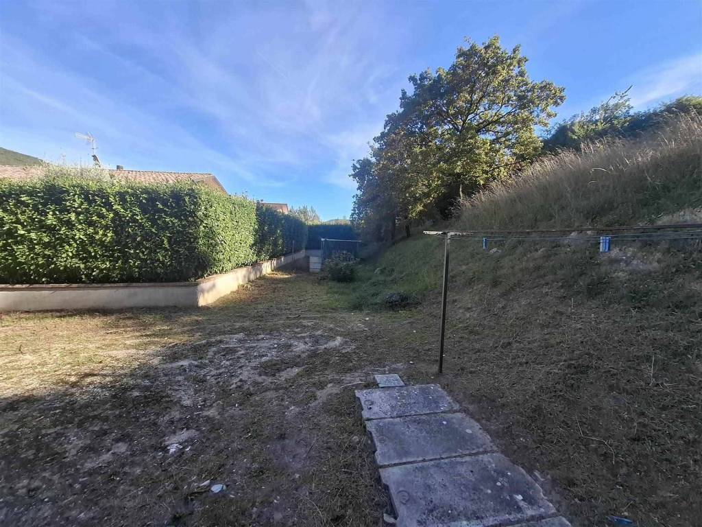 Terreno a Nocera umbra in Via Garibaldi - Foto 5