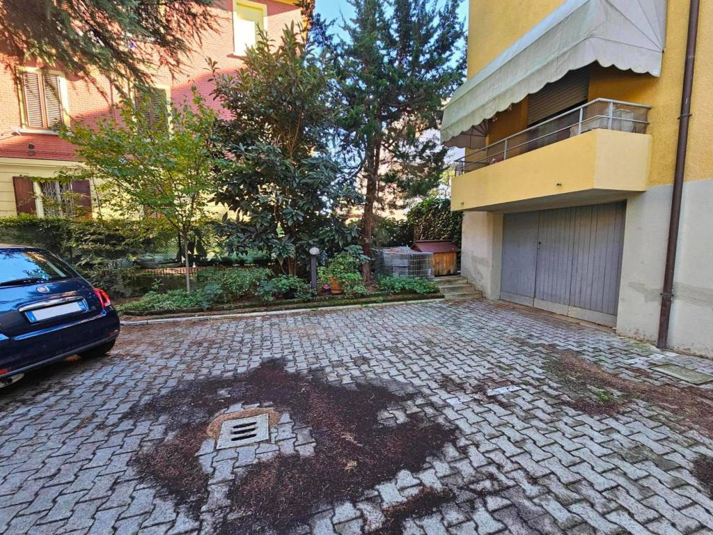 Box / garage a Bologna in Via Emilia Levante - Foto 5