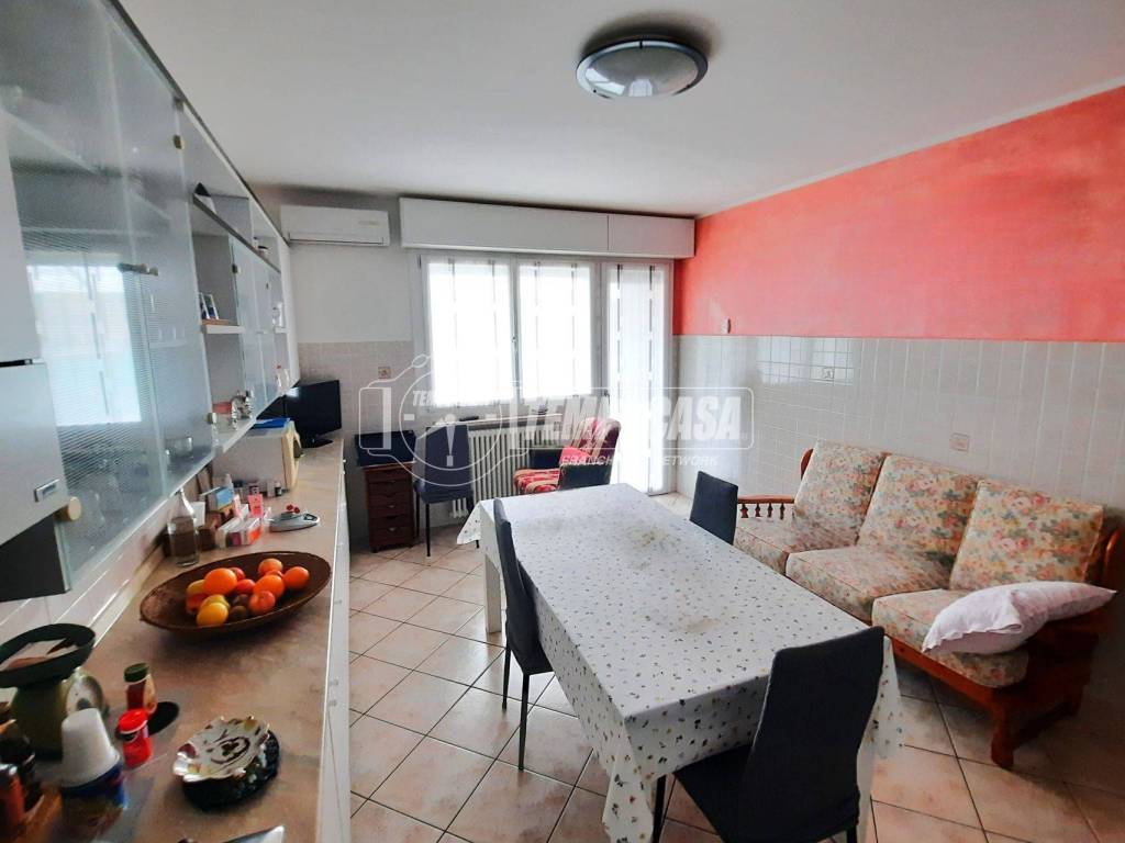 Casa indipendente a Ivrea in Via Don Giuseppe Mosetto - Foto 3