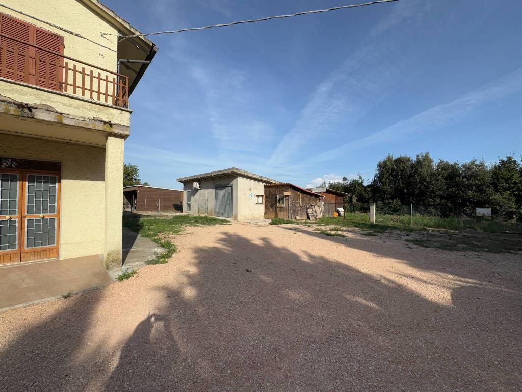 Casa indipendente a Corridonia in Contrada Sarrocciano - Foto 5