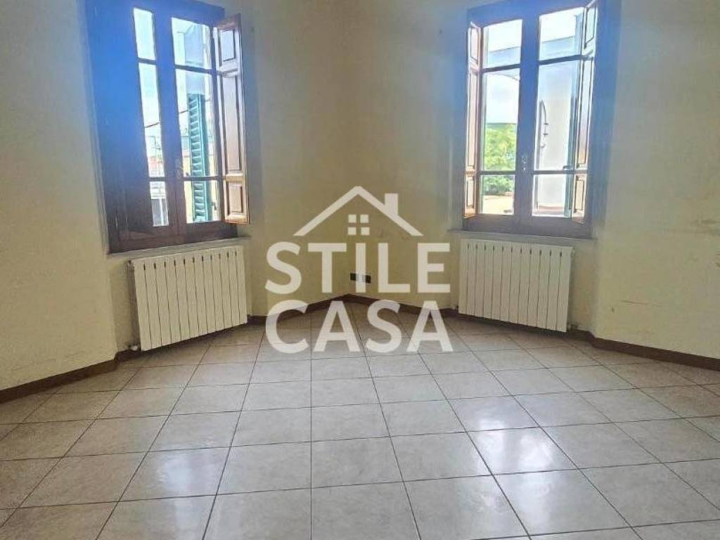 Appartamento a Altopascio in Via Regina Margherita, , 28 - Foto 2