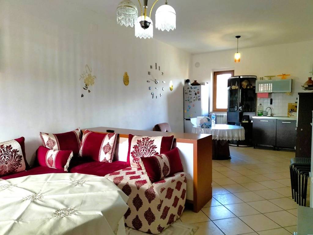 Appartamento a Umbertide in Via Soli - Foto 2