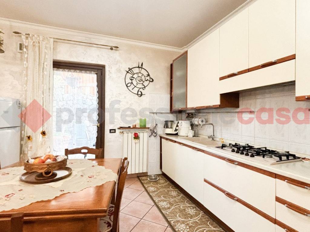 Appartamento a Torre cajetani in via san benedetto, 32 - Foto 3