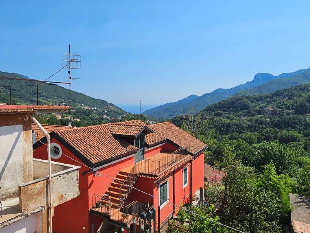 Appartamento a Tramonti in Via Riccio - Foto 2