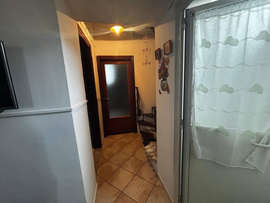 Appartamento a Angri in Via dei Goti - Foto 2