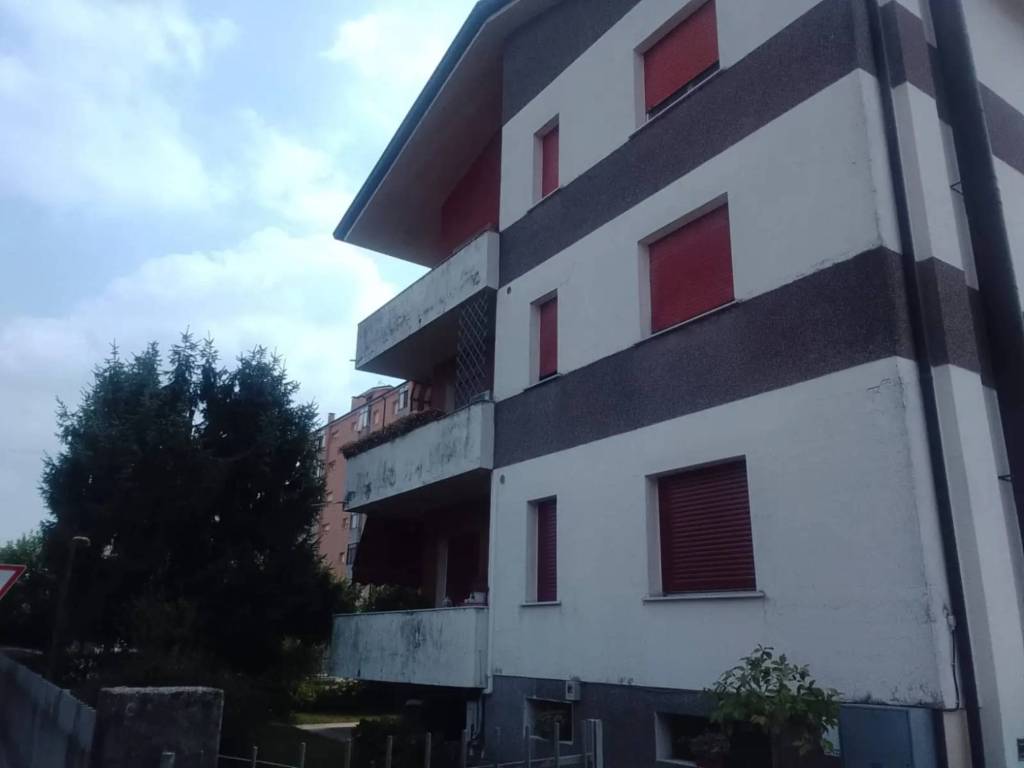 Appartamento a Pordenone in Via Teobaldo Ciconi - Foto 3