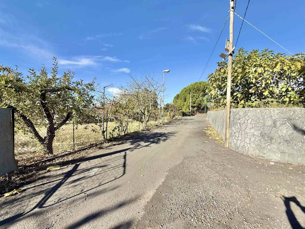 Terreno a Ragalna in Vico Ardizzone - Foto 2