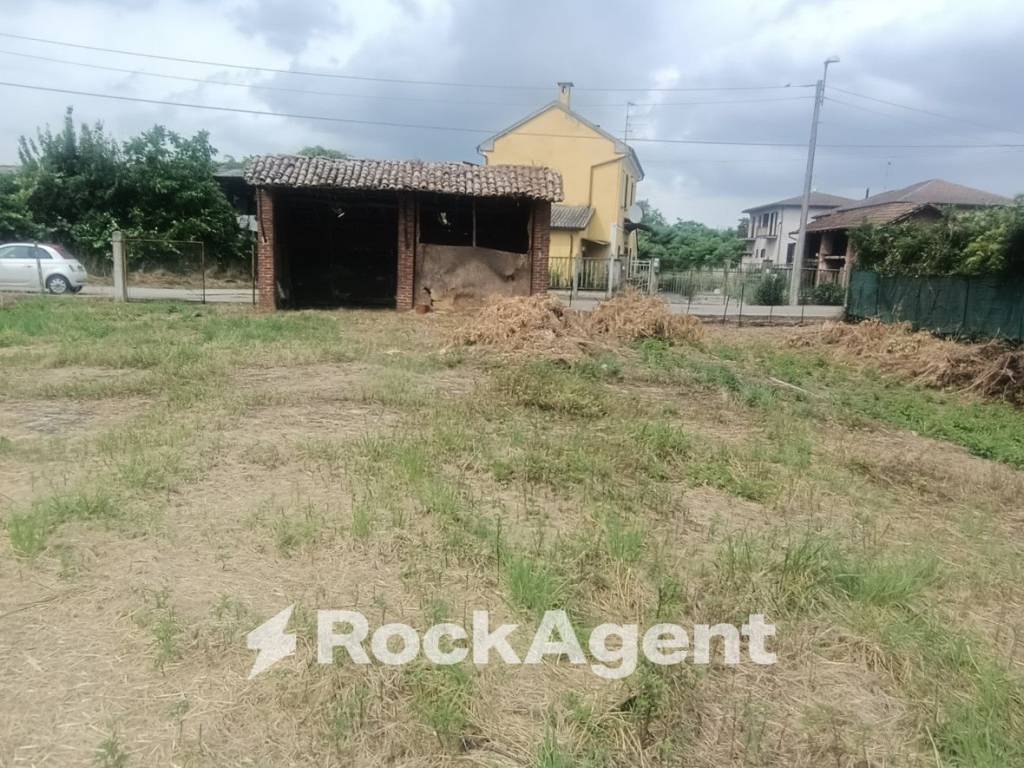 Terreno a Valle lomellina in Via Filippo Turati - Foto 2