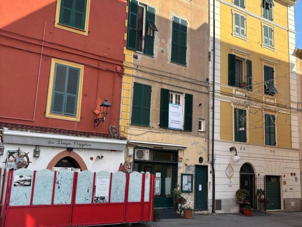 Appartamento a Albissola marina in Via Matteo Repetto, 78 - Foto 2
