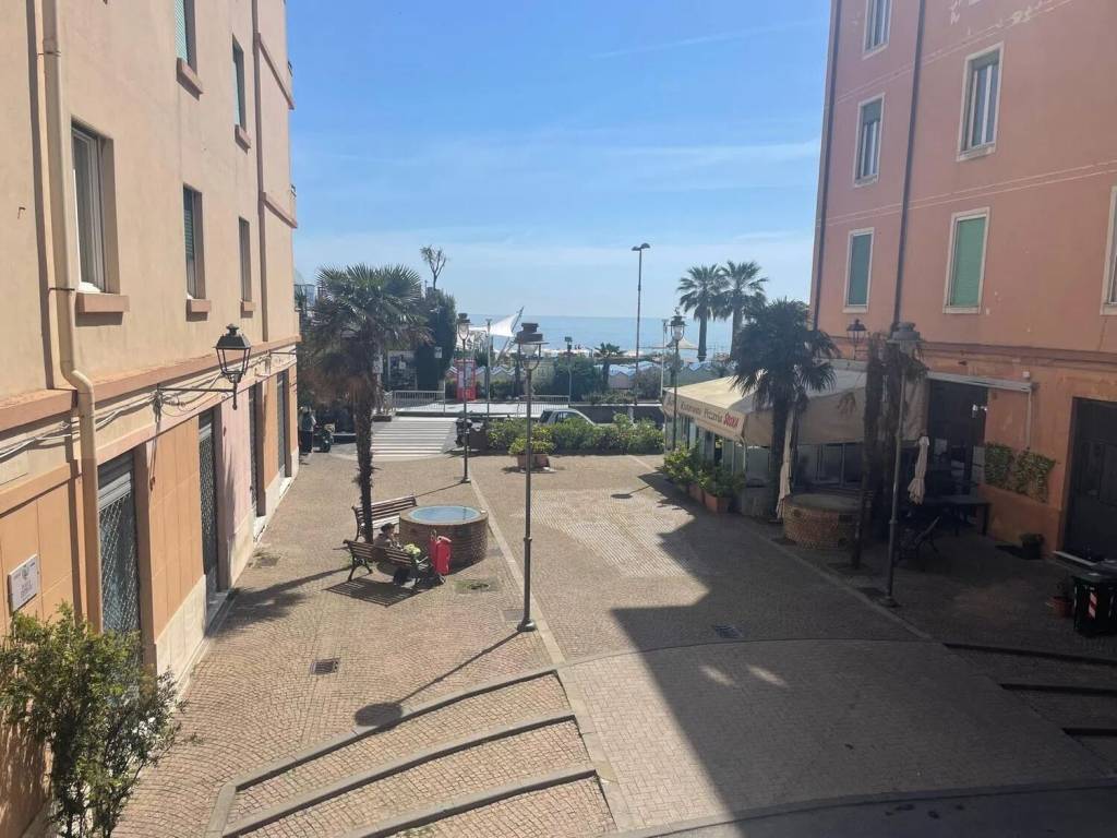 Appartamento a Albissola marina in Via Matteo Repetto, 78 - Foto 3