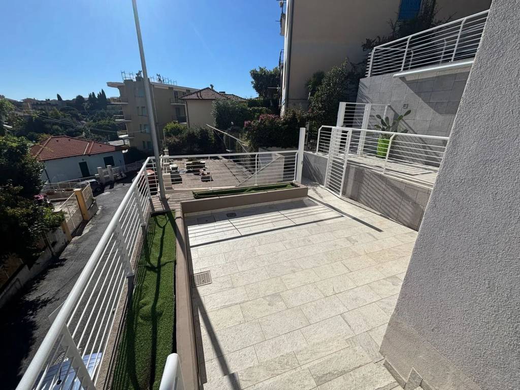 Appartamento a Albissola marina in Via Belvedere, 73 - Foto 2