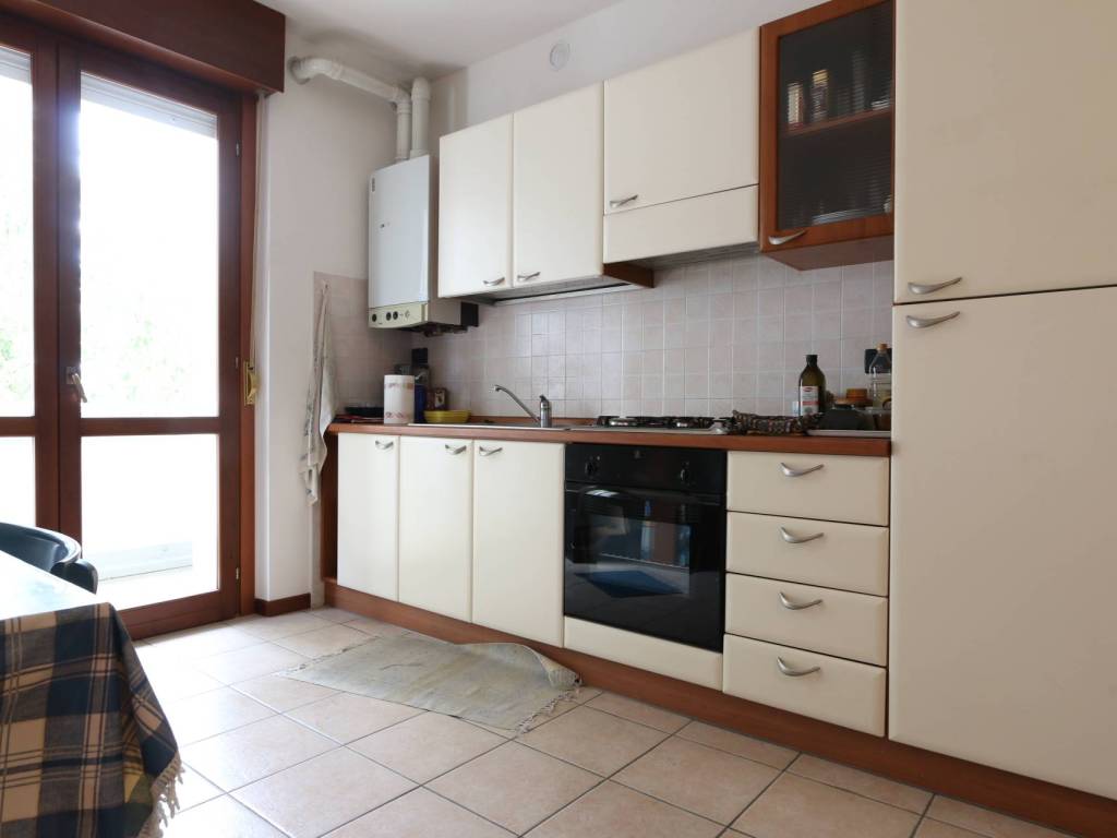 Appartamento a Verona in Strada Le Grazie, 5 - Foto 2