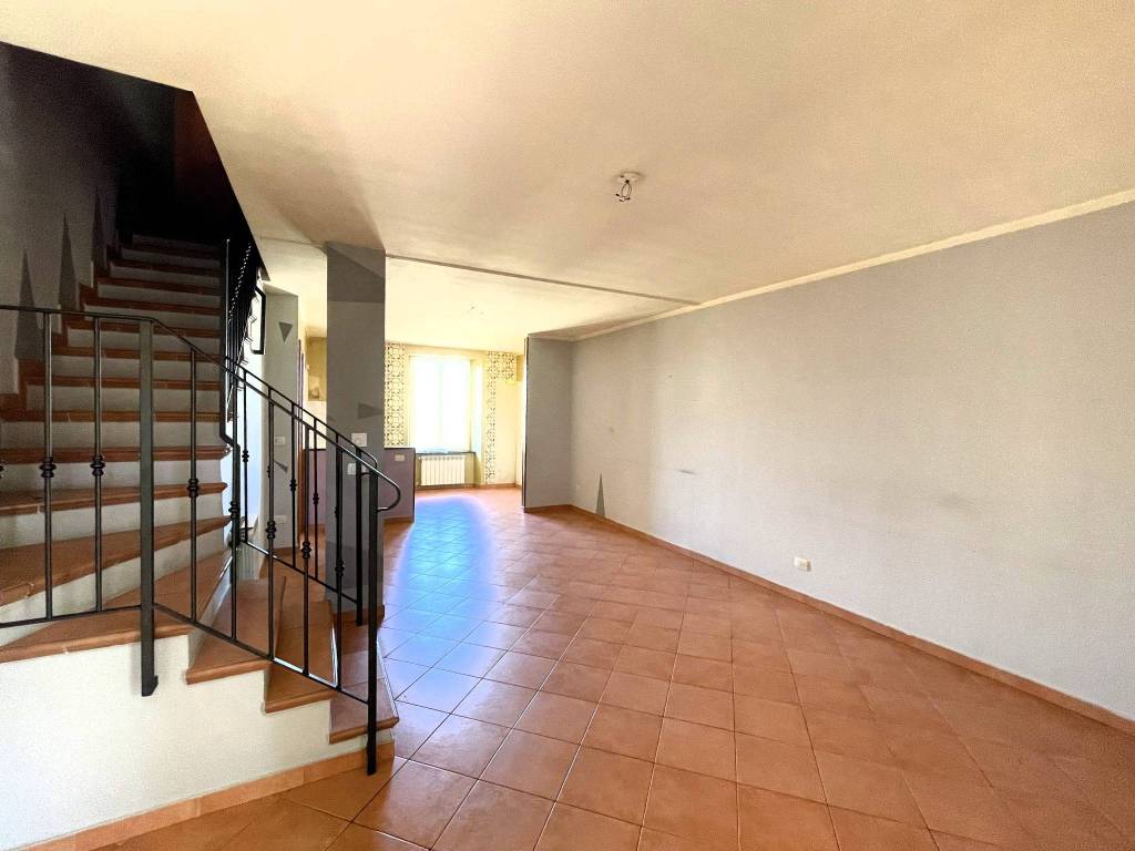 Appartamento a Savignone in Via 4 Novembre, 12 - Foto 2