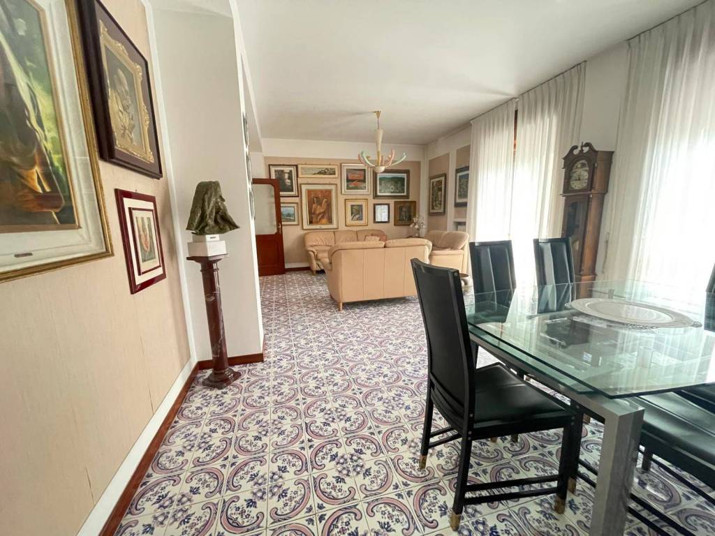 Appartamento a Benevento in Via Roberto Ruffilli - Foto 5