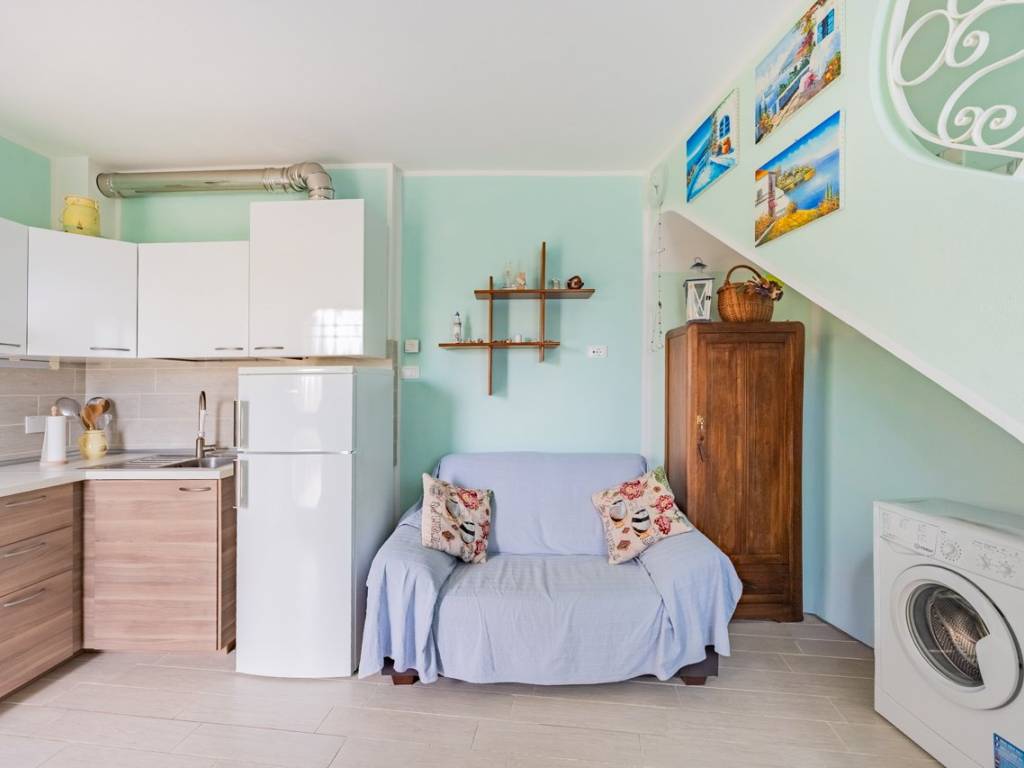 Casa indipendente a Andora in Via San Domenico, 3 - Foto 2