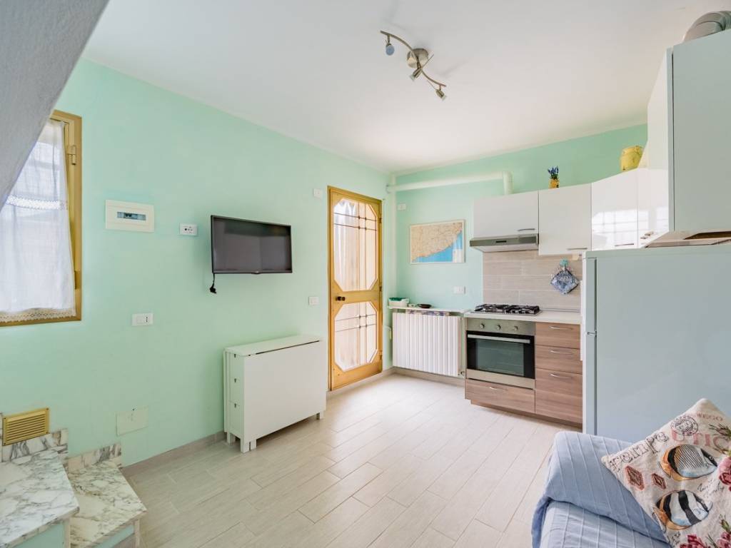 Casa indipendente a Andora in Via San Domenico, 3 - Foto 3