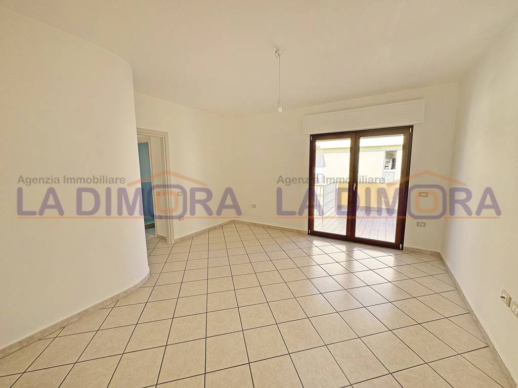 Appartamento a Aversa in Via Enrico De Nicola - Foto 2