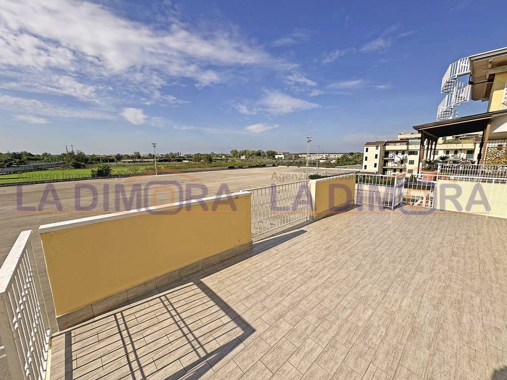 Appartamento a Aversa in Via Enrico De Nicola - Foto 3