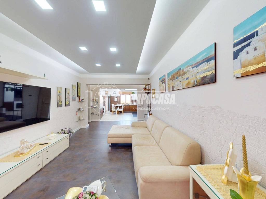 Appartamento a Casoria in Via Enrico Caruso 6 - Foto 2