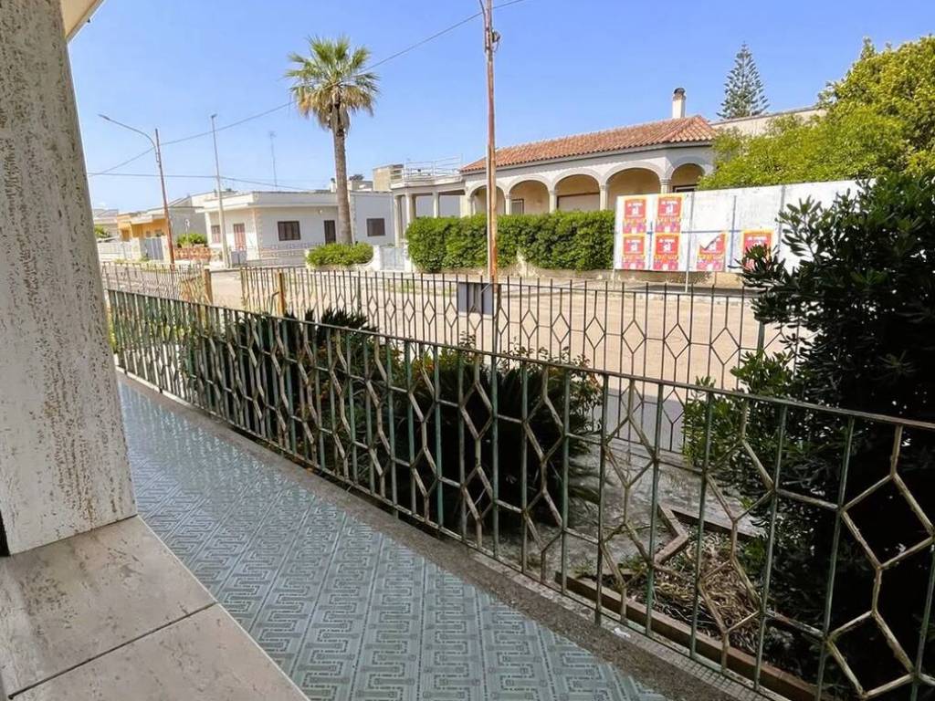 Villa a Castrignano de' greci in Via Giacomo Puccini, 61 - Foto 5