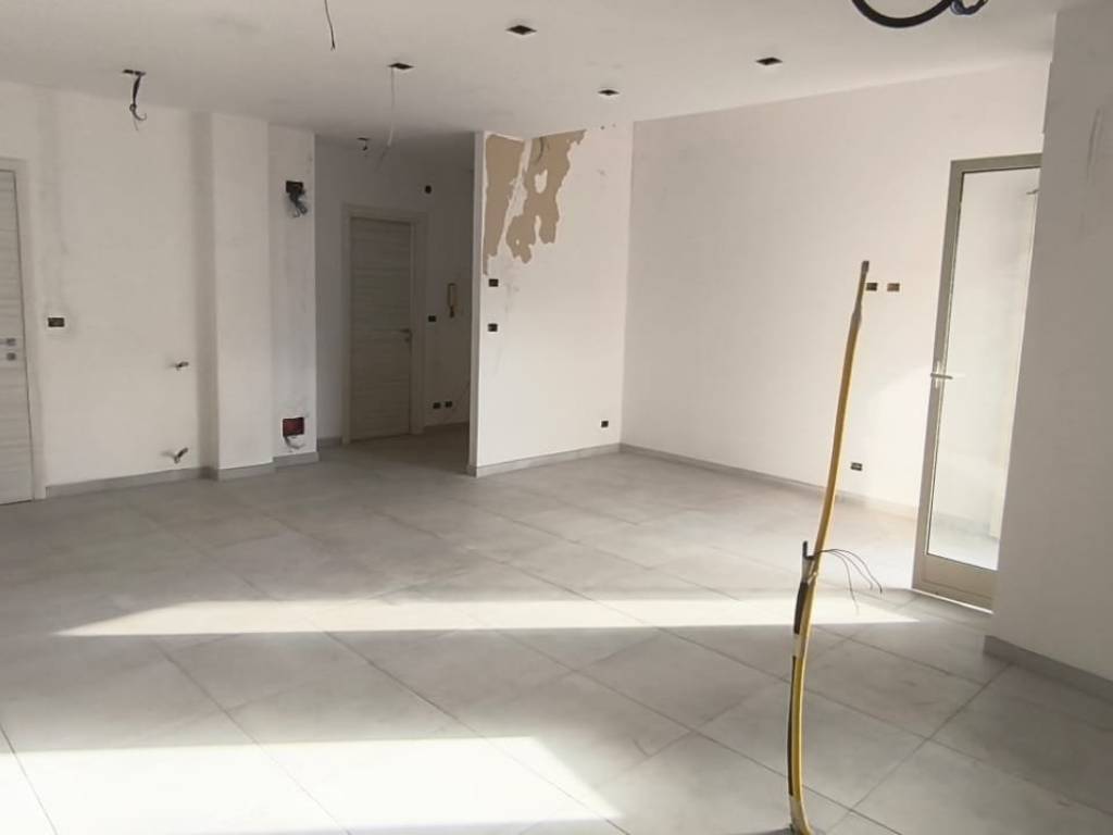 Appartamento a Aci catena in Via delle Olimpiadi - Foto 2