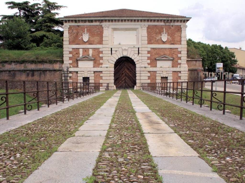 Appartamento a Verona in Vicolo Broglio - Foto 3