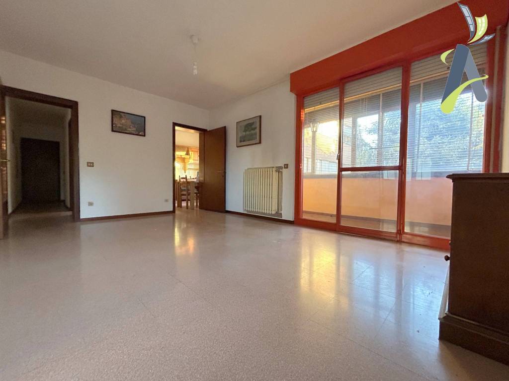 Appartamento a Spinea in Via Martiri della Libertà - Foto 2