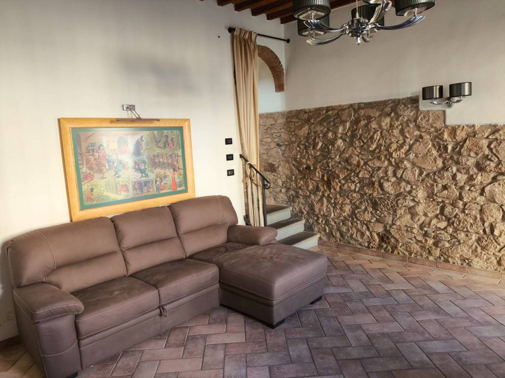 Casa indipendente a Monsummano terme in Piazza Giuseppe Giusti, 55 - Foto 4