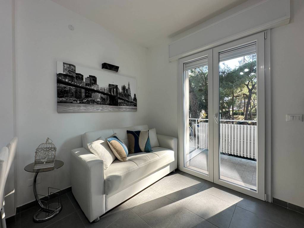 Appartamento a Lignano sabbiadoro in Viale Centrale, 40 - Foto 2