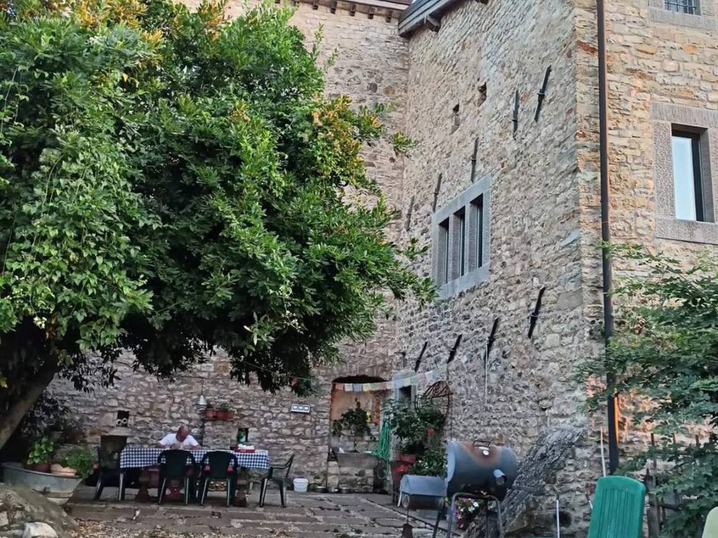 Villa a Serramazzoni in Via Bastiglia No Number - Foto 5