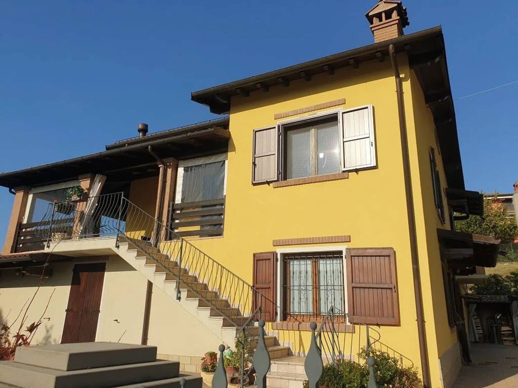 Villa a Serramazzoni in Pazzano No Number - Foto 4