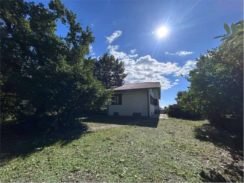 Villa a Semproniano in Via Dante Alighieri, 29 - Foto 4