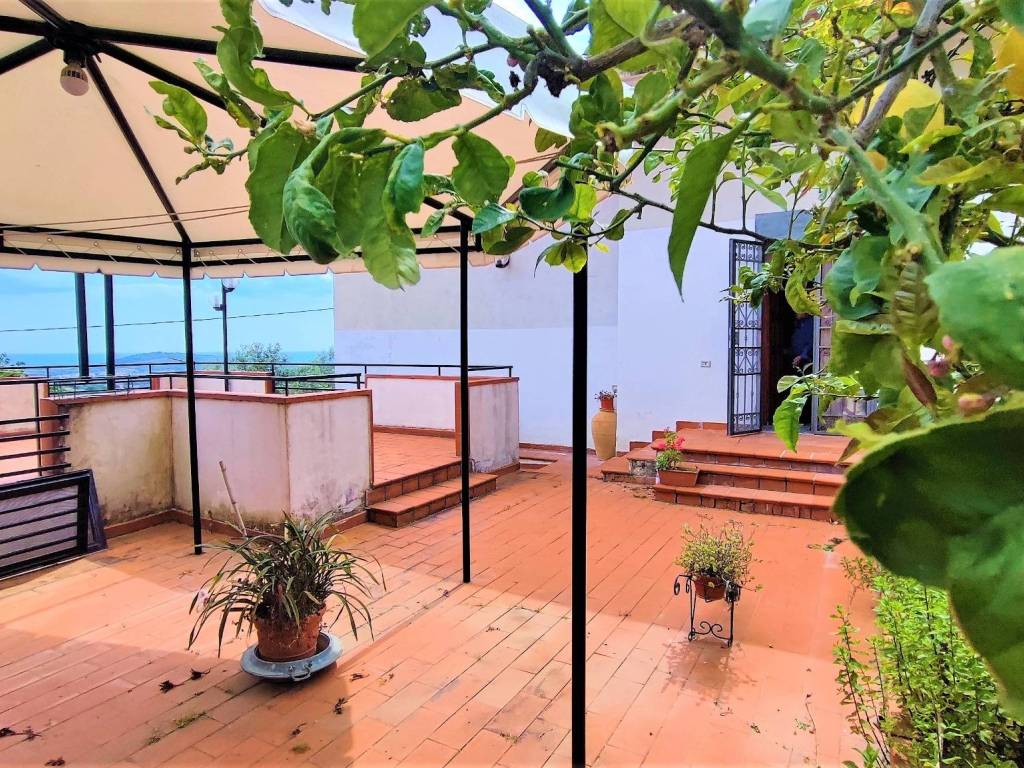 Villa a Formia in Via Maragoni - Foto 4