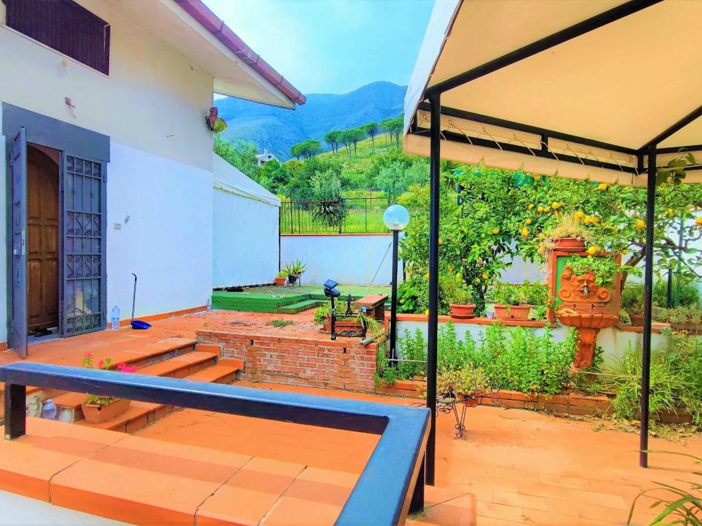 Villa a Formia in Via Maragoni - Foto 5