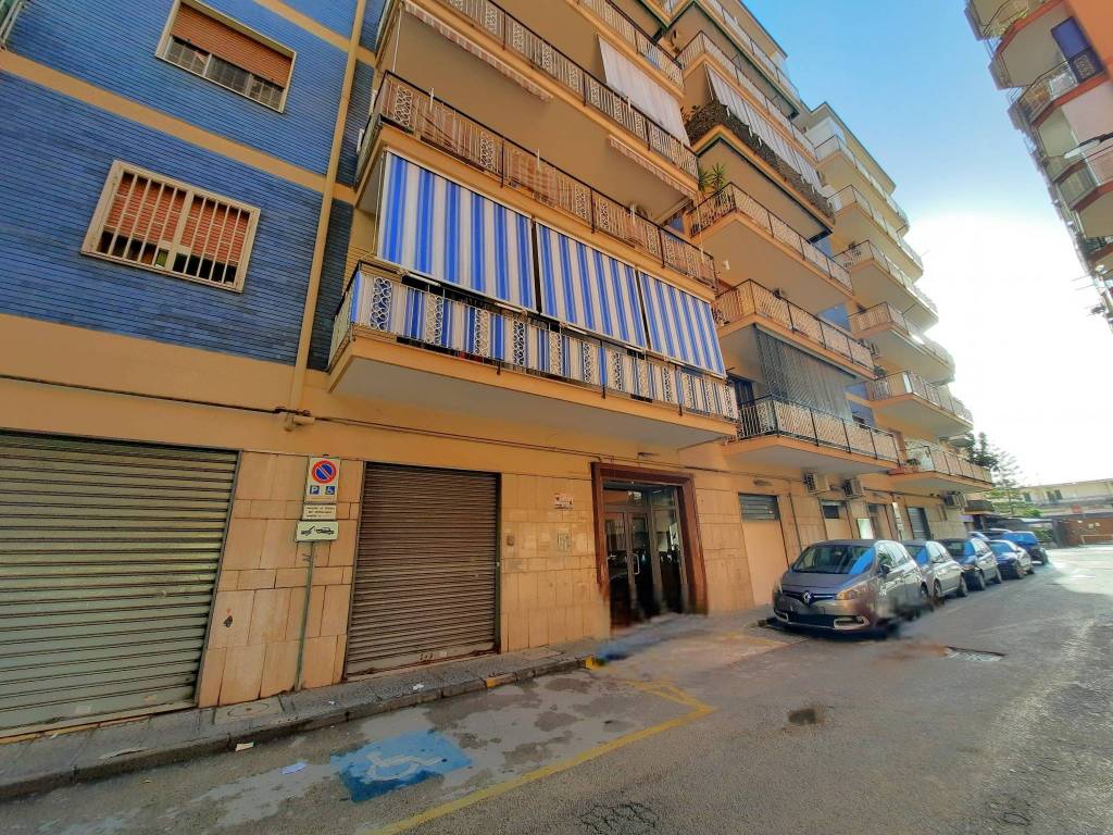 Appartamento a Casoria in Via Pietro De Martino, 7 - Foto 2