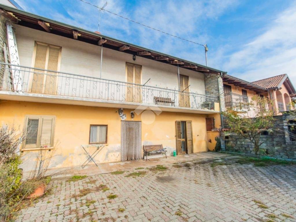 Casa indipendente a Leinì in Via San Francesco al Campo, 166 - Foto 2