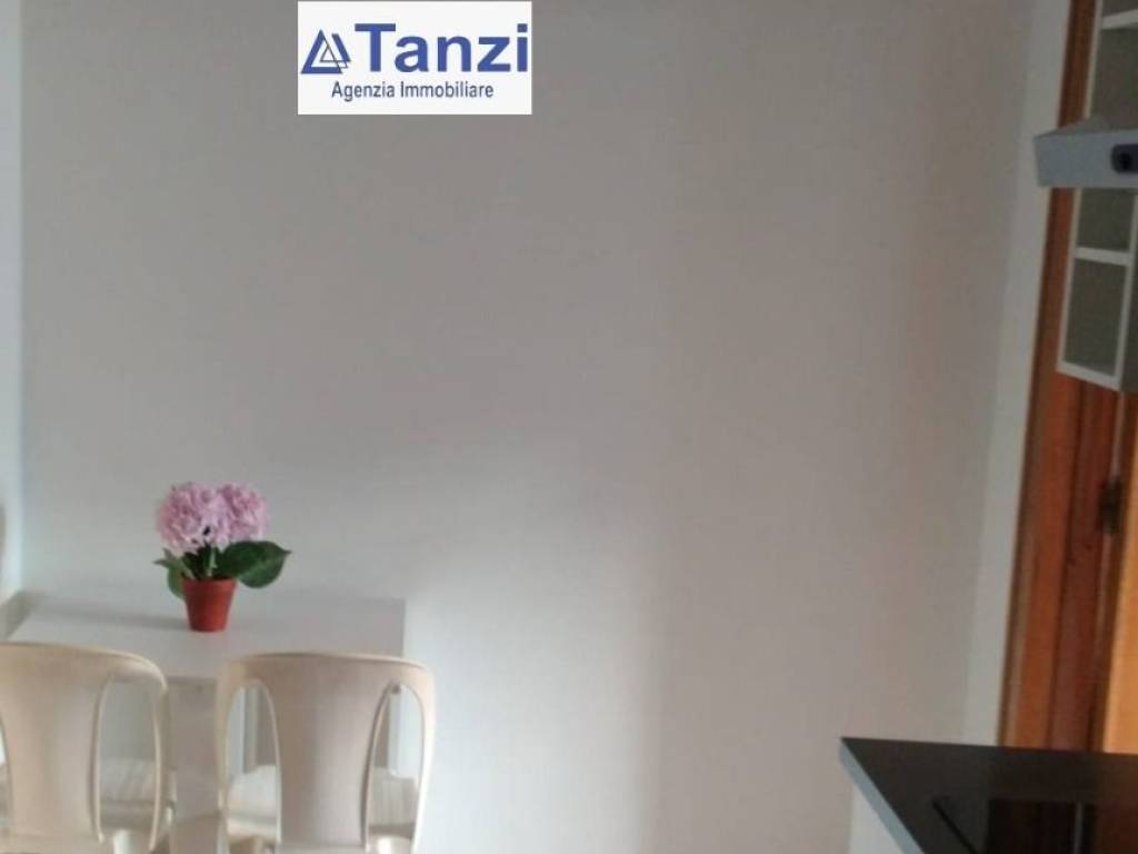 Appartamento a Barletta in Via Ferdinando d'Aragona - Foto 2