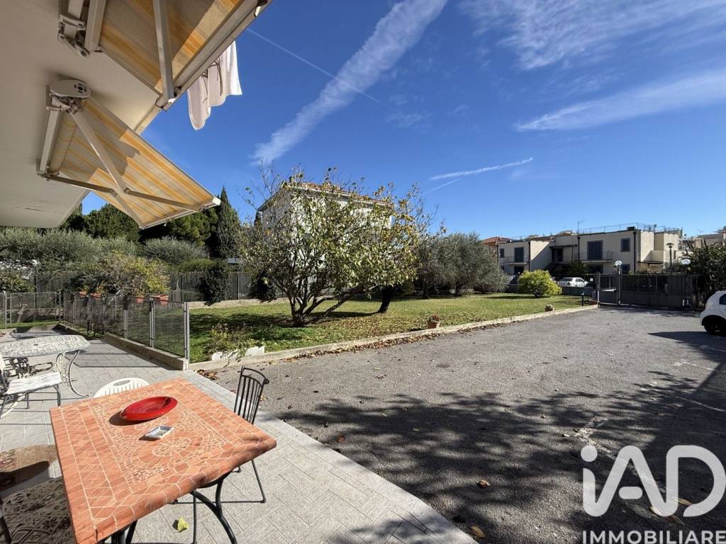 Appartamento a Pietra ligure in Via POLLUPICE, 11 - Foto 2