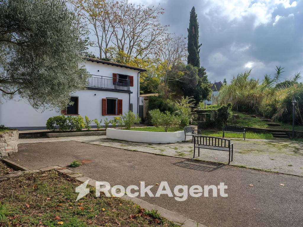 Villa a Viterbo in Viale Trieste, 135 - Foto 2