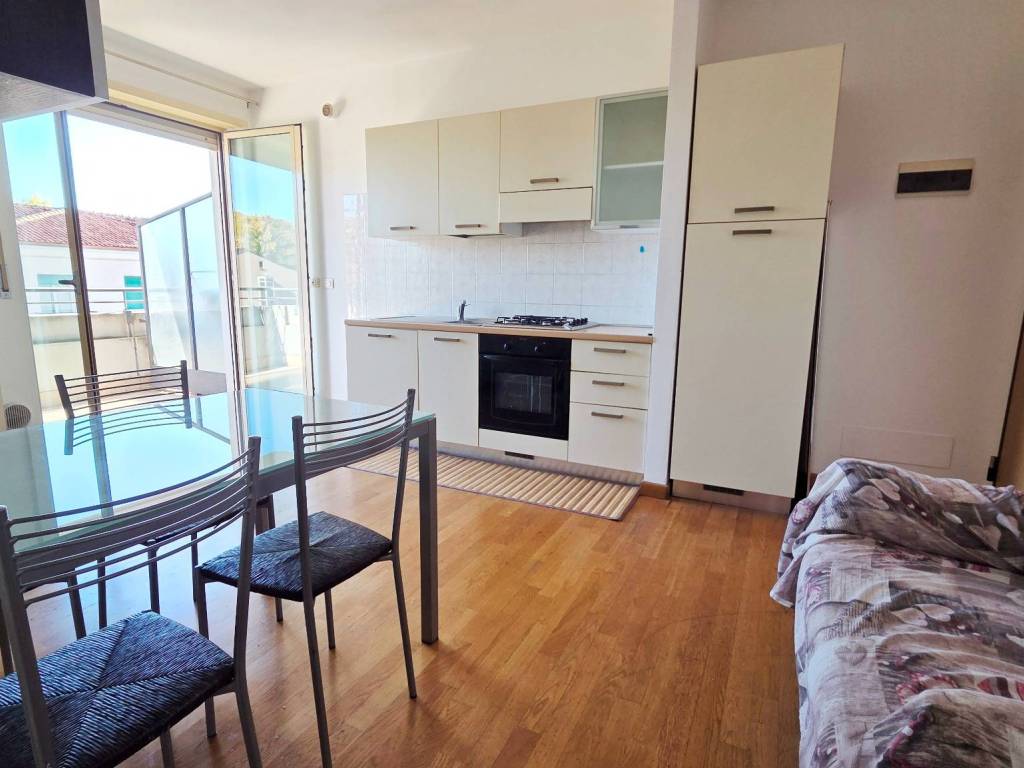 Appartamento a Verona in Via Fratelli Govoni, 10 - Foto 5