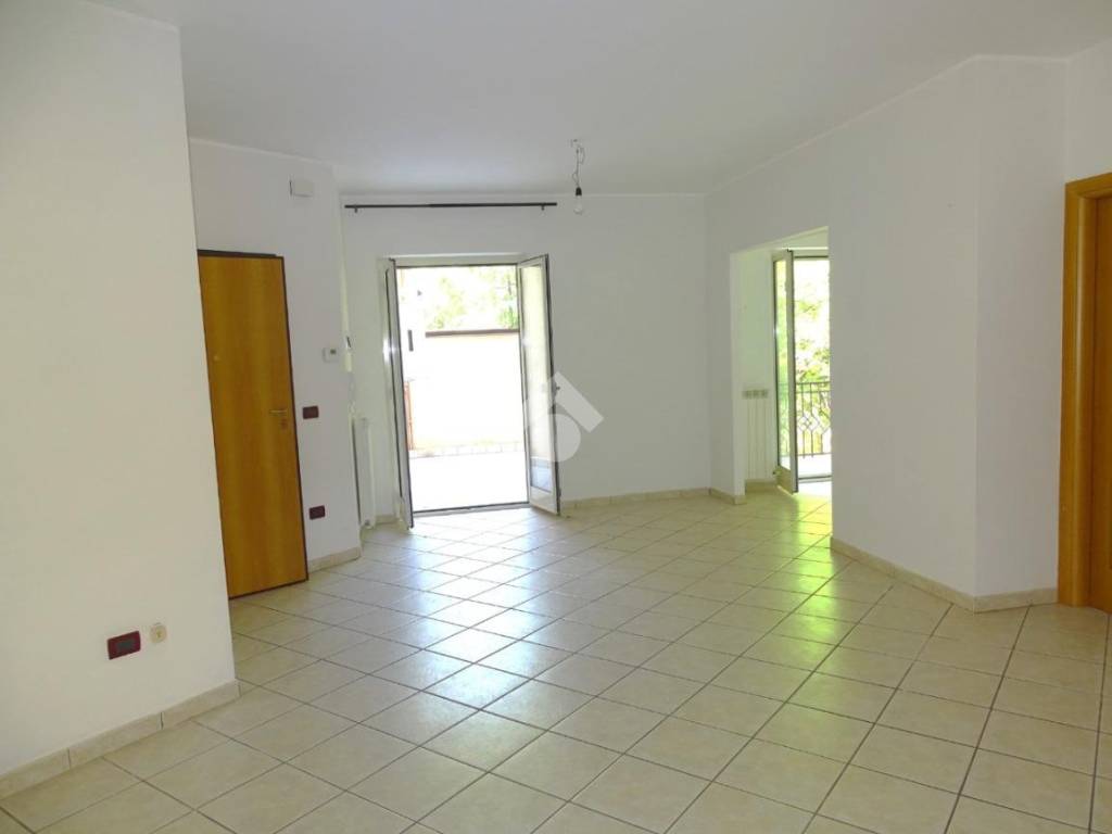 Appartamento a Castrovillari in Corso Calabria - Foto 3
