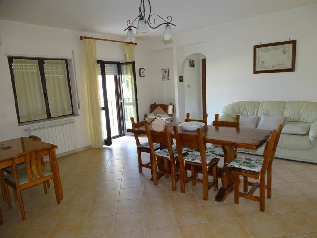 Appartamento a Castrovillari in Via San Sebastiano - Foto 3