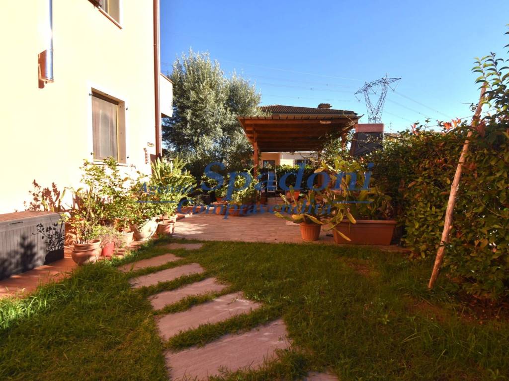 Villetta a schiera a Monsummano terme in Via Rubattorno, 930 - Foto 2