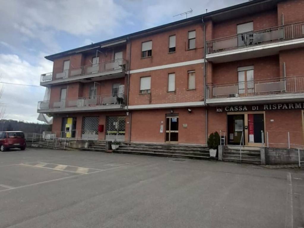 Appartamento a Incisa scapaccino in Via Dante Alighieri, 5 - Foto 2