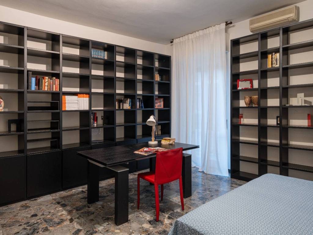 Appartamento a Pavia in Via San Paolo, 31 - Foto 2
