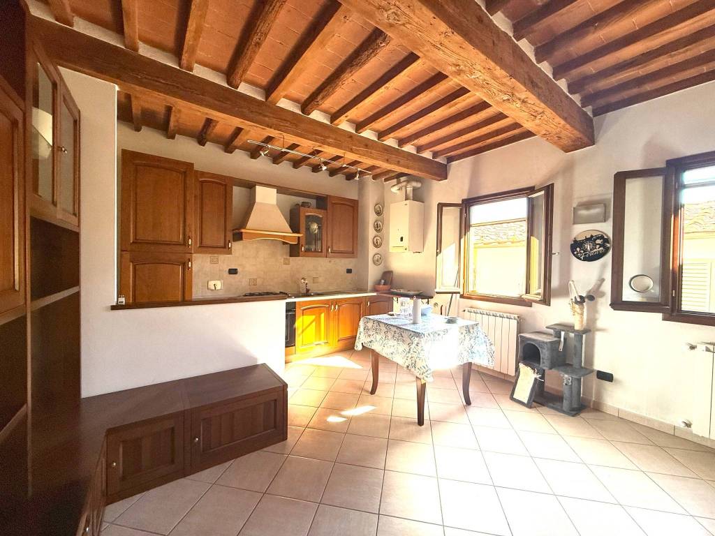Appartamento a Lastra a signa in Via Leon Battista Alberti, 63 - Foto 4