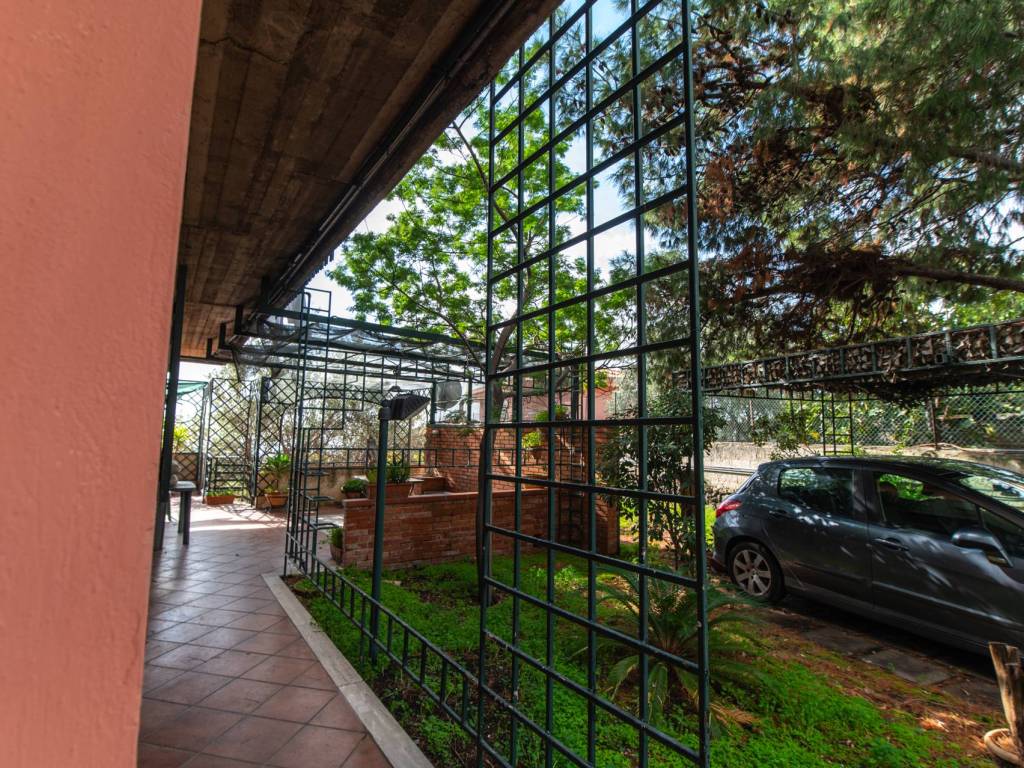 Villa a Mascalucia in Via Pompeo Vecchio, 10 - Foto 2