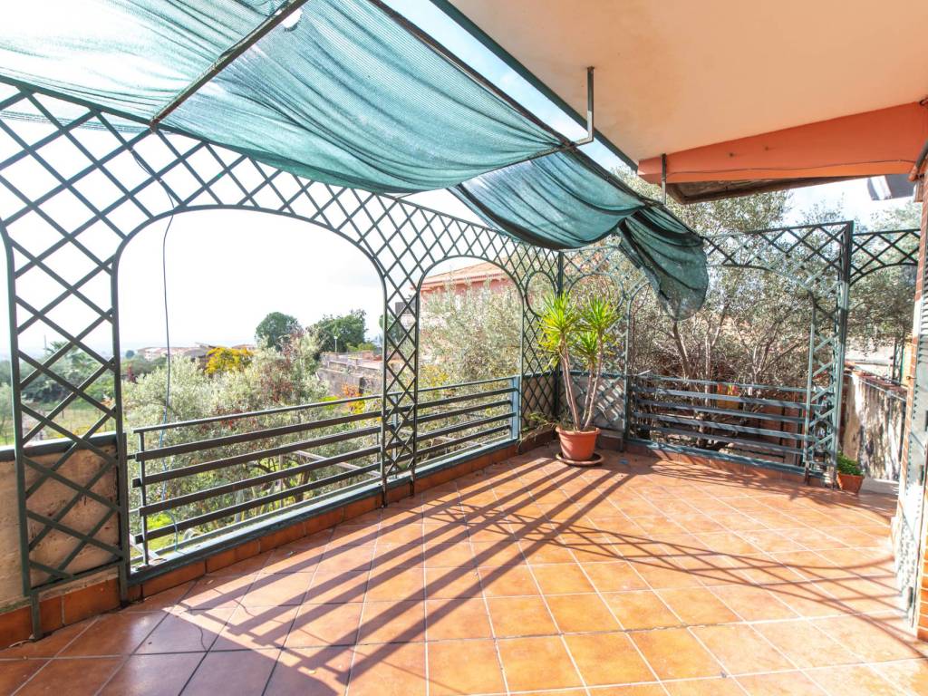 Villa a Mascalucia in Via Pompeo Vecchio, 10 - Foto 4