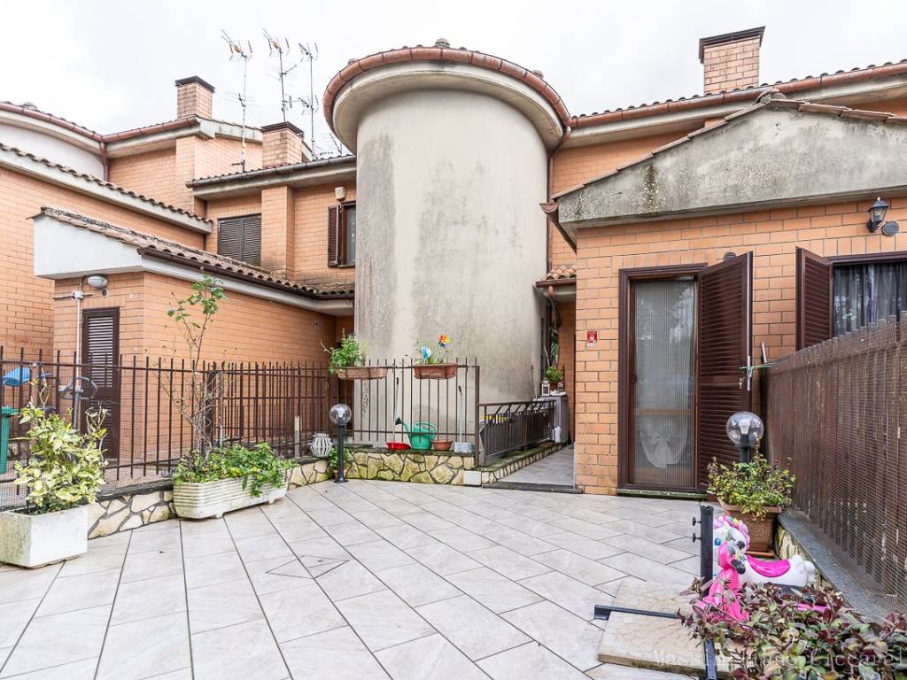 Villa a Nemi in Via delle Violette - Foto 2