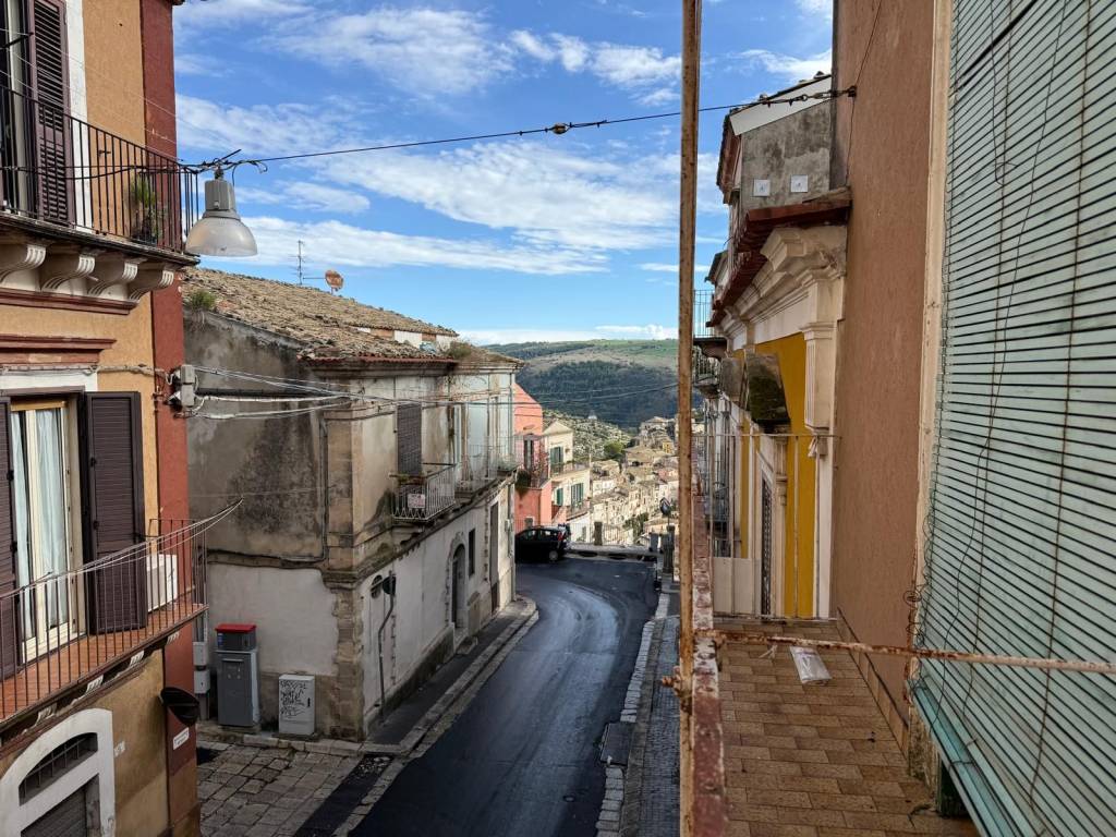 Casa indipendente a Ragusa in Via 24 Maggio, 14 - Foto 2
